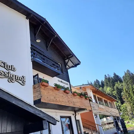 Club Rossignol Hotel *